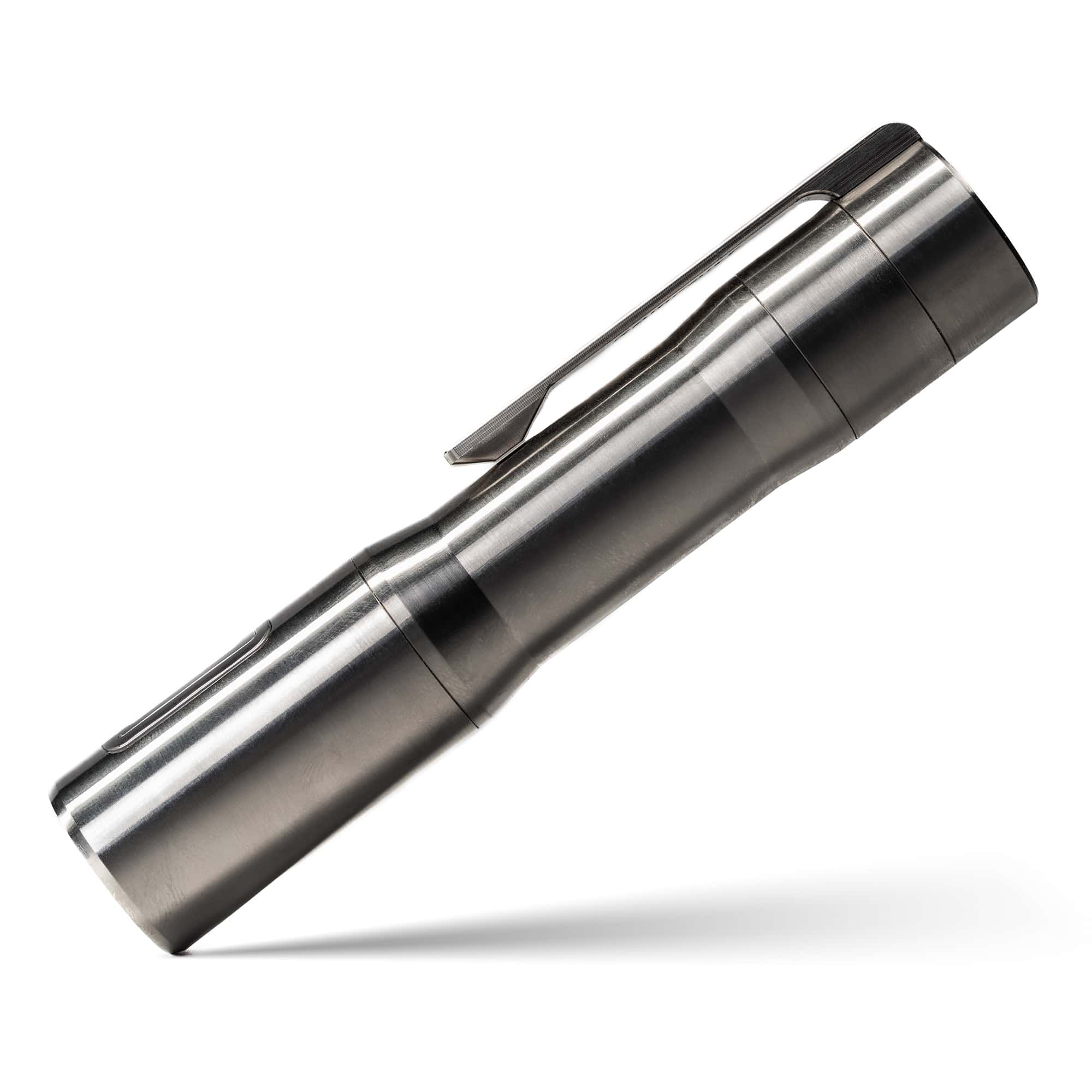 RAMPANTâ„¢ R8 EDC Flashlight (Raw 6AL-4V Titanium + Copper Pill) 1300+ LUMENS Nichia 519A - Image 4