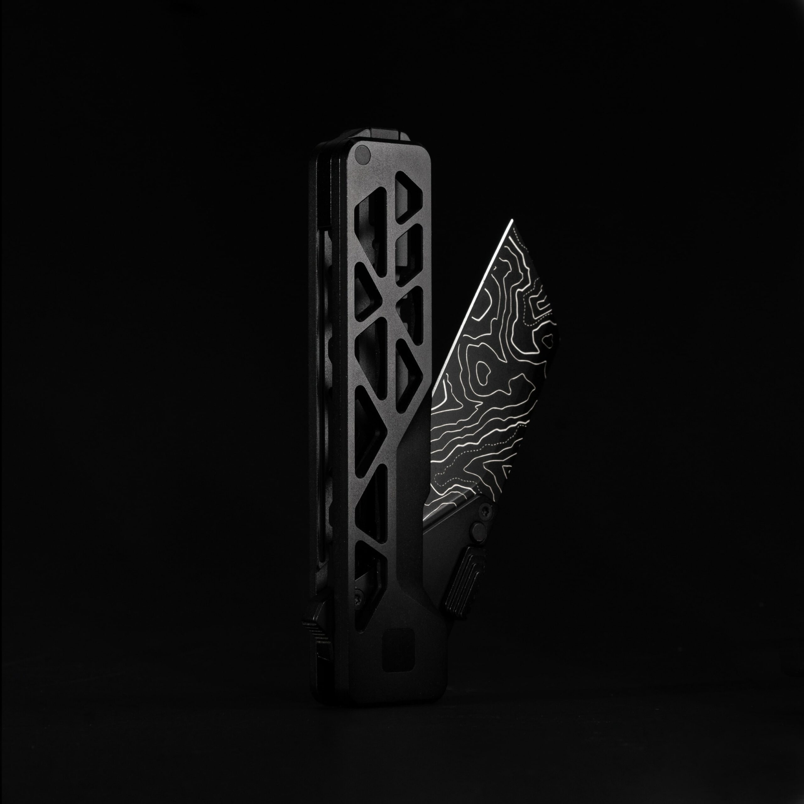 TiRant® ULTRA Utility Knife W/HotSwap™ Blade Replacements (6AL-4V Titanium) Centurion Bronze ANO + Jet-Black Hardware Contrast - Image 13