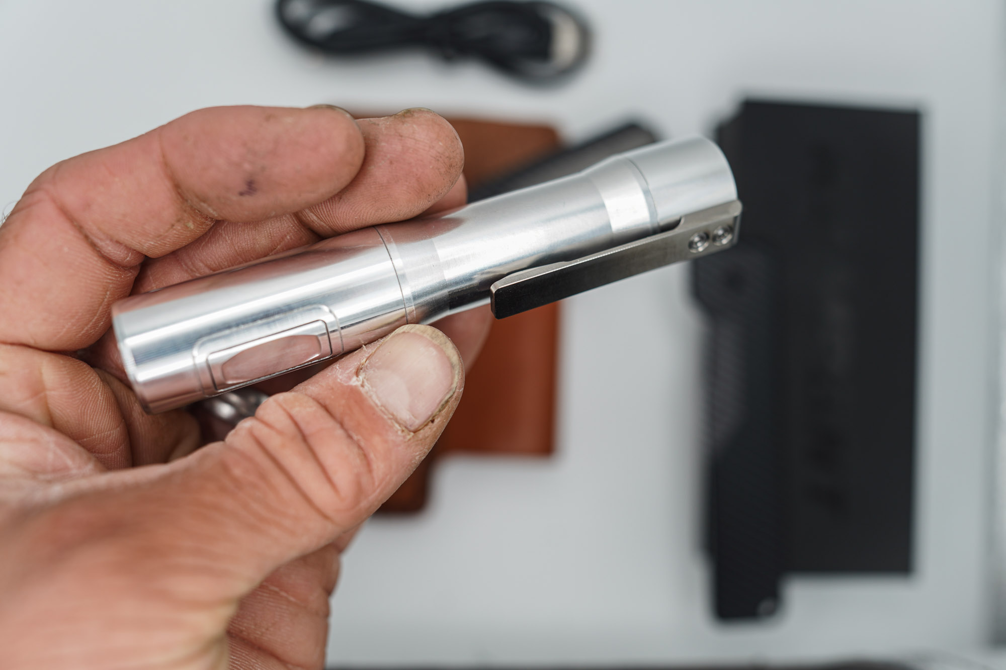 BUILD #47 Combo — Condition 9/10 — TiRant ULTRA Carbon Fiber USA-Milled Deep Slash RH Scale + Jet-Black PVD Deep Slash LH Scale + Original Deep Slash RH Ti Black PVD Scale + 4X Custom Laser Engraved Razor Blades + Rampant R4 519a Aluminum Flashlight In RAW Machined Finish + 9/10 Prototype Brown FieldPro Pocket Organizer W/Belt Loop - Image 7