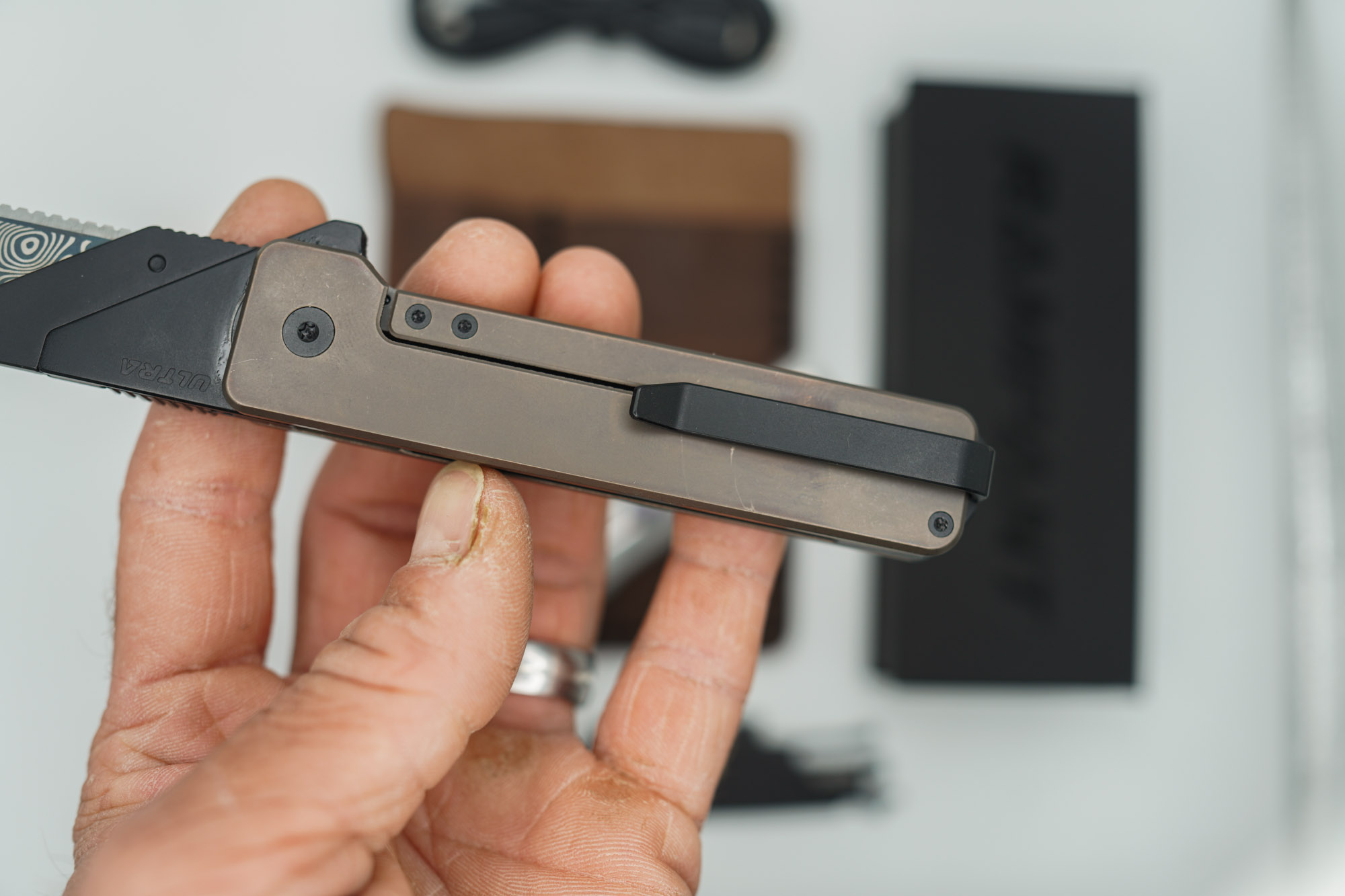 BUILD #53 Combo — Condition 9/10 — TiRant ULTRA Centurion Bronze Ano + Jet-Black D2 Tanto Blade + Jet-Black D2 Sheepsfoot Blade + Rampant R4 519a Aluminum Flashlight In RAW Machined Finish + 10/10 Prototype Dark Brown V1 FieldPro Pocket Organizer - Image 5