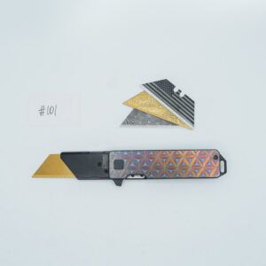 BUILD #101 — Condition 9/10 — TiRant RAZOR V3 - Jet-Black + APEX FLARE RH Scale + 3 Custom Laser Engraved Razor Blades From The ToolRoom