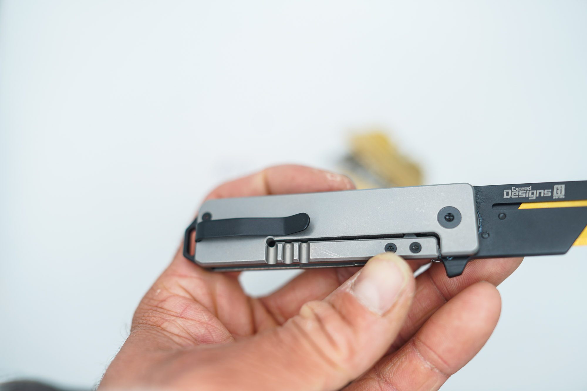BUILD #154 — Condition 9/10 — TiRant RAZOR V3 Stonewashed Titanium + Jet-Black PVD + USA-Milled RARE FRAG RH Handle + 38MM Mini Clip + 3X Custom Laser Engraved Razor Blades From The ToolRoom - Image 6