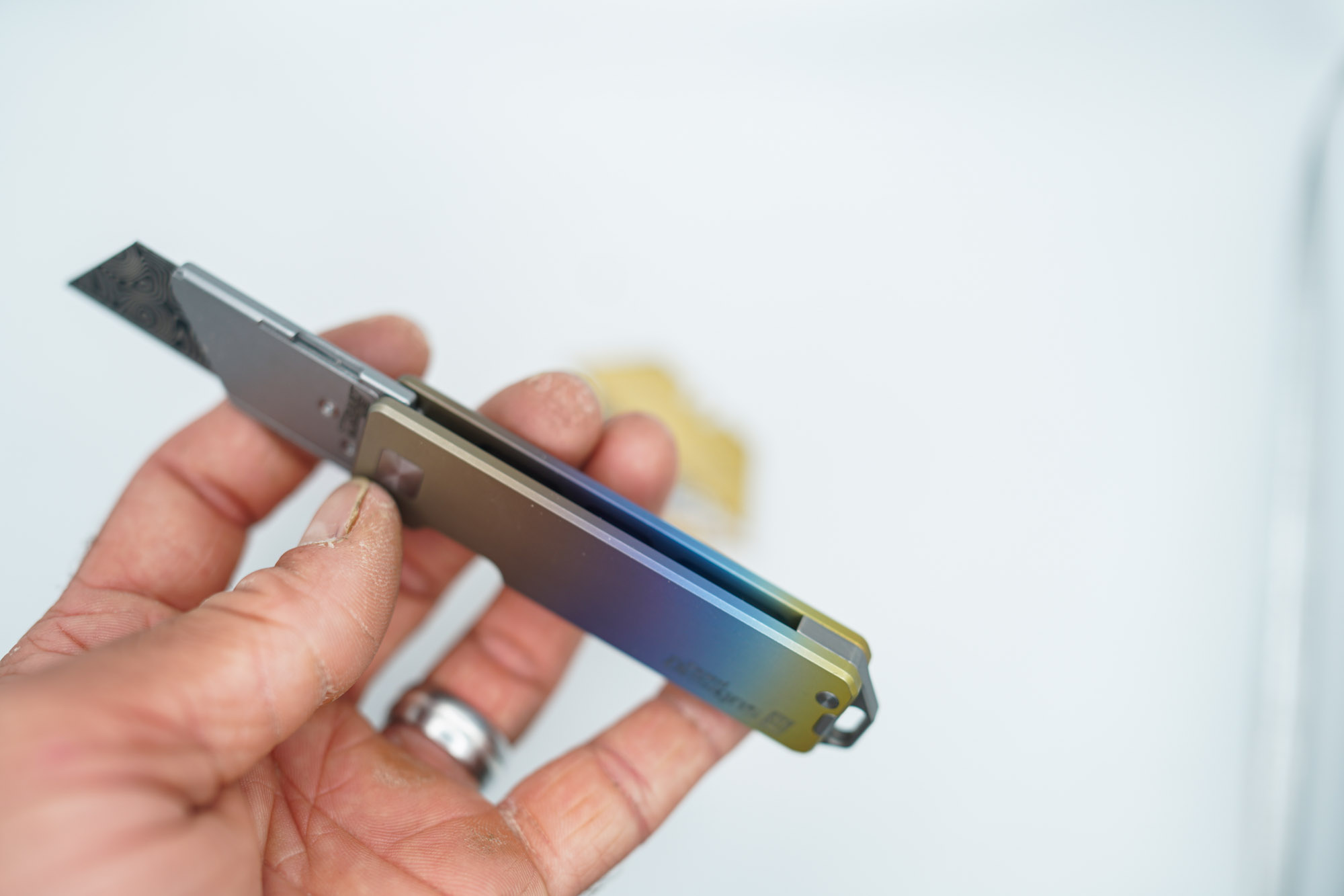 BUILD #161 — Condition 8/10 — TiRant RAZOR V3 + RARE Hand-Applied Custom Color Fade Anodization + 3X Custom Laser Engraved Razor Blades From The ToolRoom - Image 3