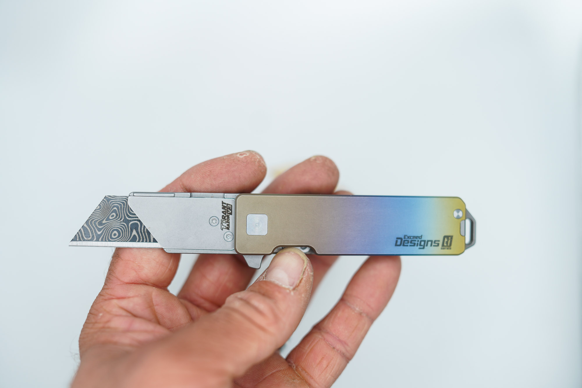 BUILD #161 — Condition 8/10 — TiRant RAZOR V3 + RARE Hand-Applied Custom Color Fade Anodization + 3X Custom Laser Engraved Razor Blades From The ToolRoom - Image 2