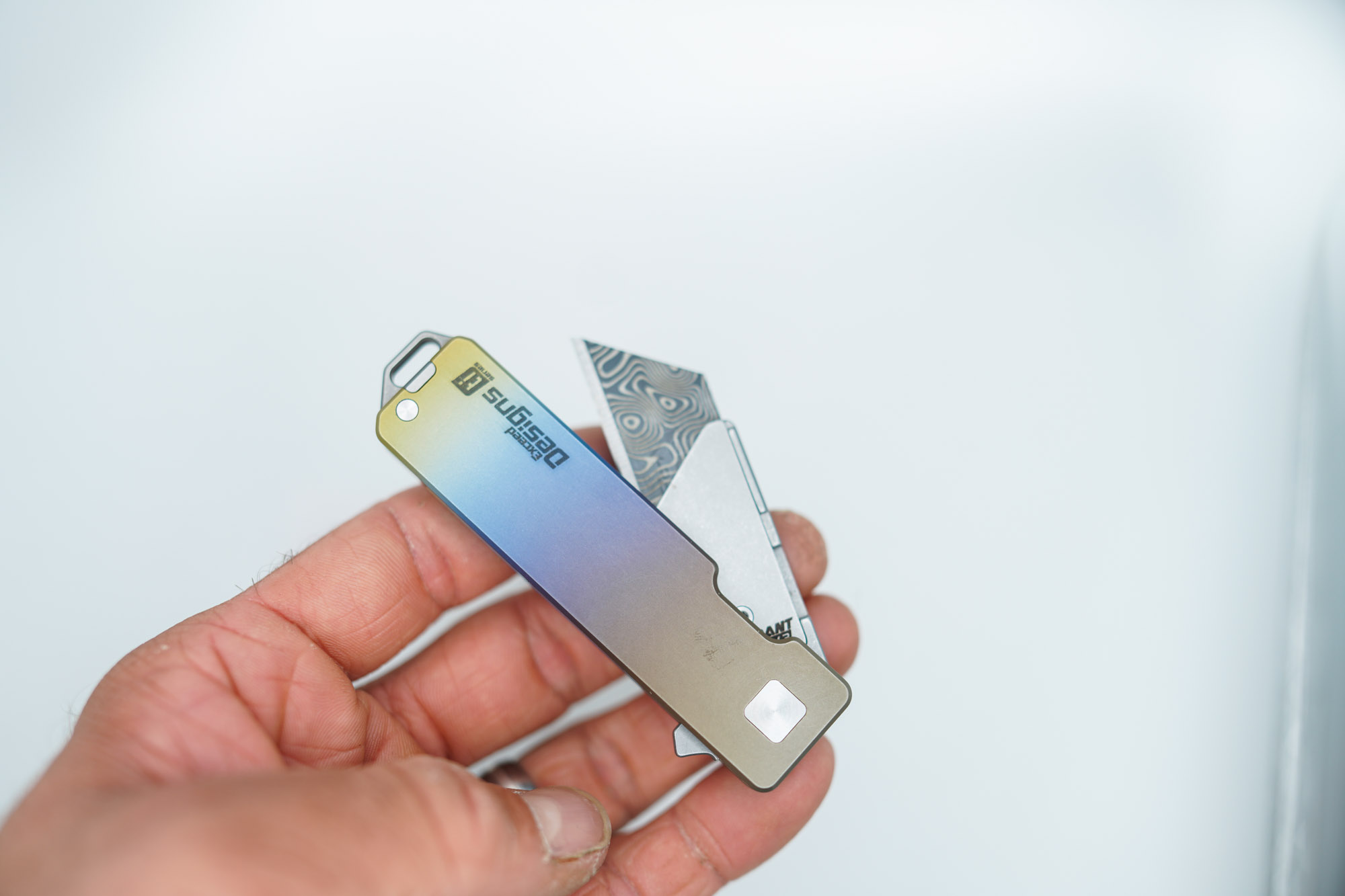 BUILD #161 — Condition 8/10 — TiRant RAZOR V3 + RARE Hand-Applied Custom Color Fade Anodization + 3X Custom Laser Engraved Razor Blades From The ToolRoom - Image 8