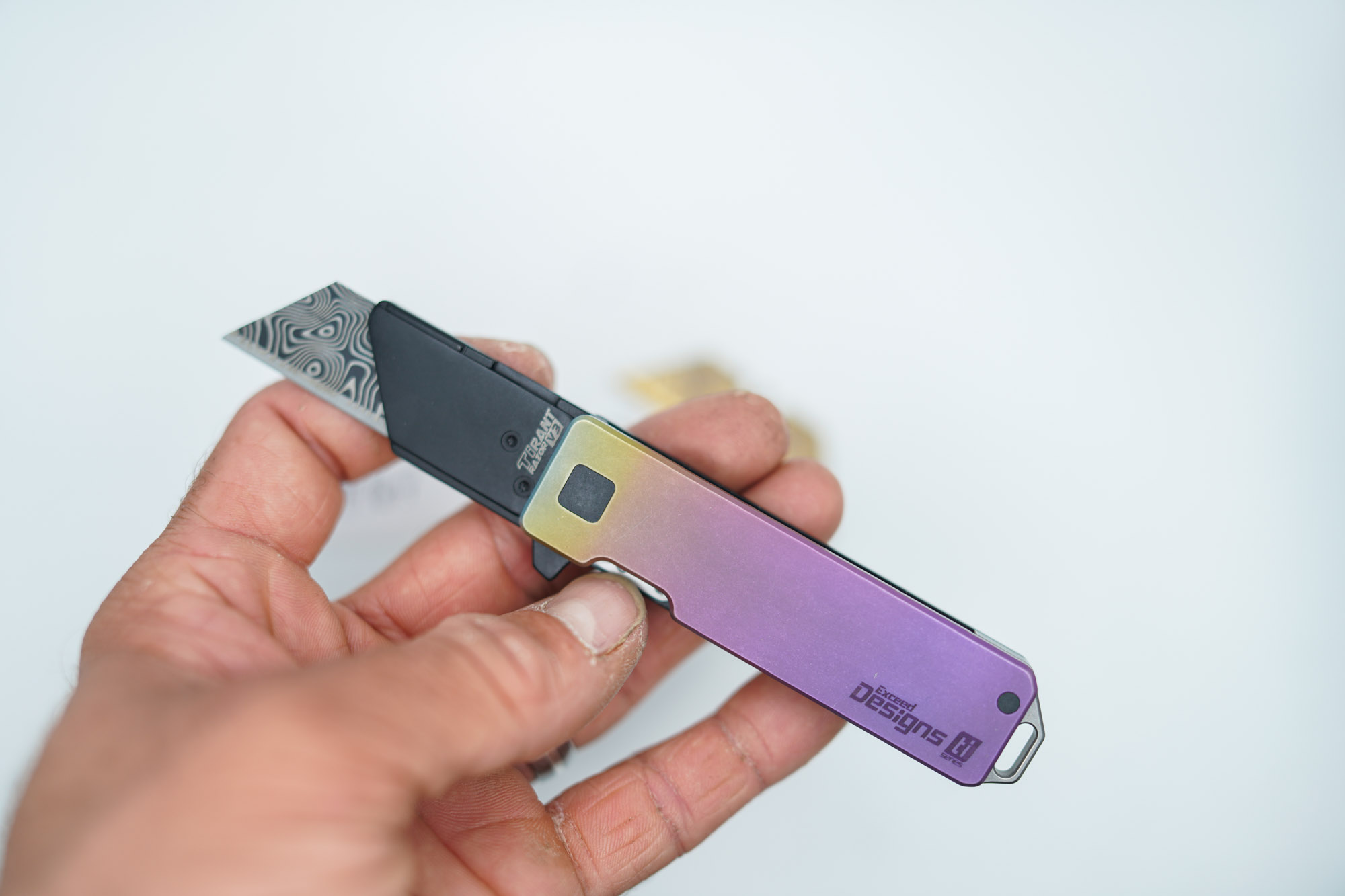 BUILD #167 — Condition 9/10 — TiRant RAZOR V3 + RARE Hand-Applied Custom Purple Color Fade Anodization + Jet-Black LH Topo 3D-Milled Scale + 3X Custom Laser Engraved Razor Blades From The ToolRoom - Image 3