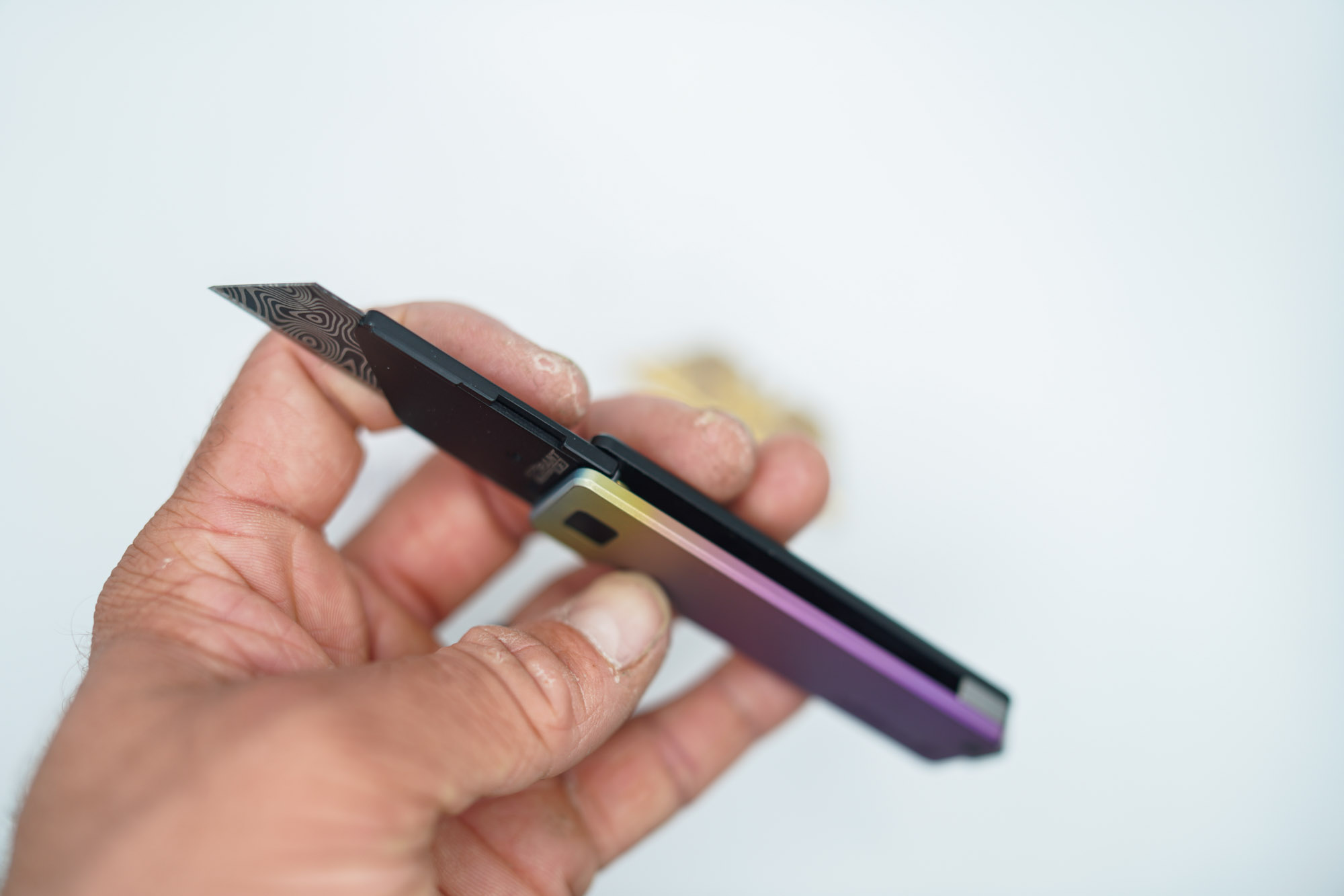 BUILD #167 — Condition 9/10 — TiRant RAZOR V3 + RARE Hand-Applied Custom Purple Color Fade Anodization + Jet-Black LH Topo 3D-Milled Scale + 3X Custom Laser Engraved Razor Blades From The ToolRoom - Image 4