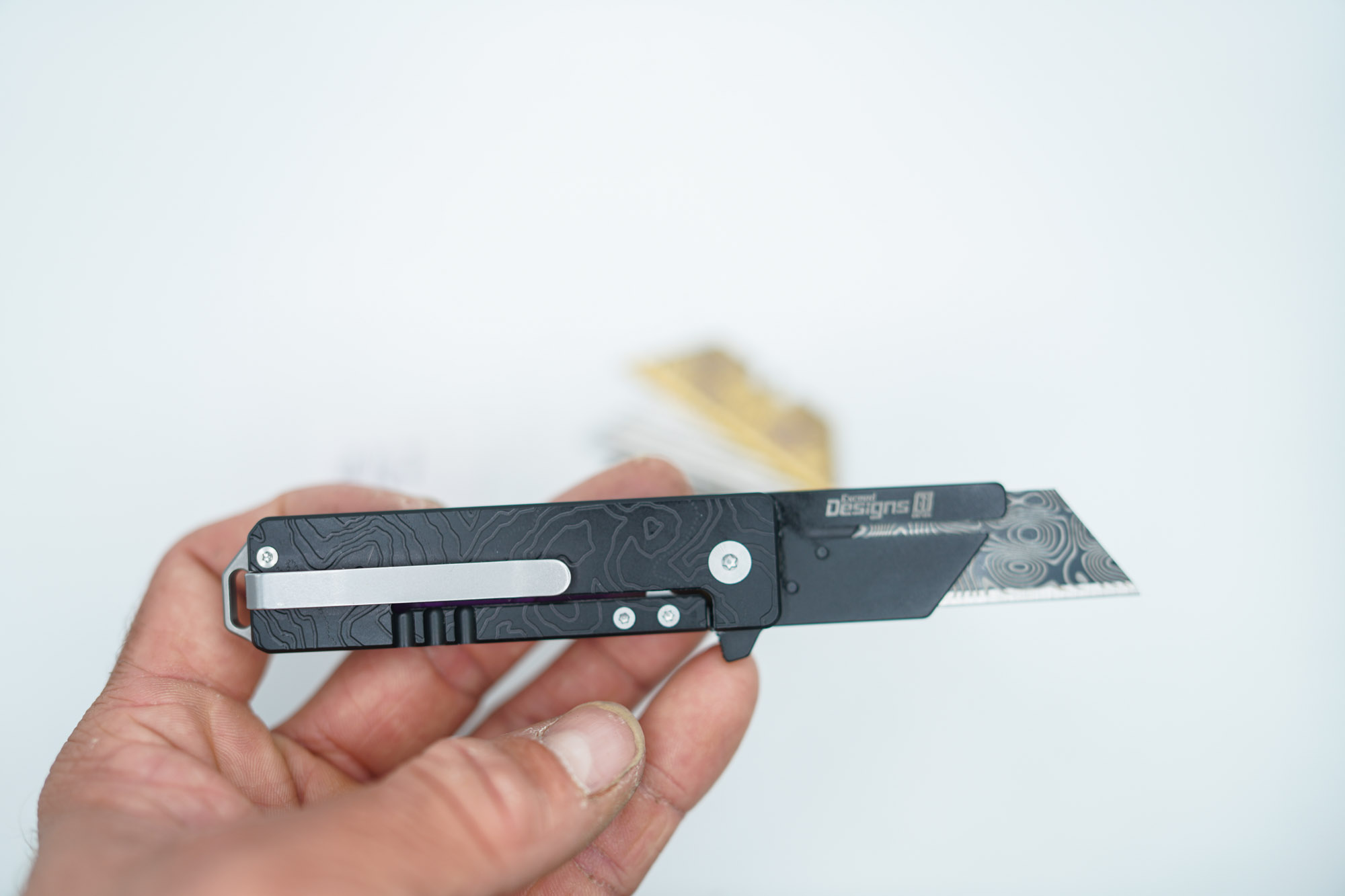 BUILD #167 — Condition 9/10 — TiRant RAZOR V3 + RARE Hand-Applied Custom Purple Color Fade Anodization + Jet-Black LH Topo 3D-Milled Scale + 3X Custom Laser Engraved Razor Blades From The ToolRoom - Image 2